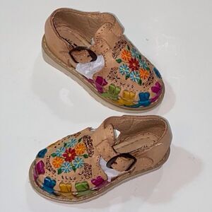 🥰Tres Reinas Original Leather Blue Tag Detailed Craftsmanship Kids Shoes Size 6C